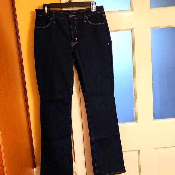 Old Navy Women's Mid-Rise "Kicker Bootcut" Dark Wash Jeans Size 10 - Picture 1 of 7